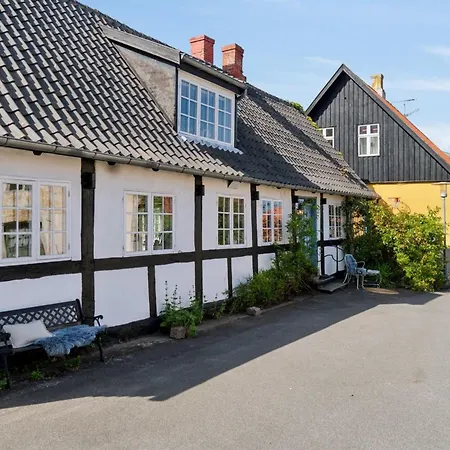 Dom wakacyjny Frederikke - 300m From The Sea By Interhome Gudhjem